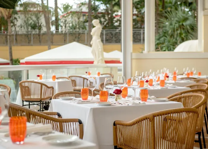 Acqualina Resort And Residences